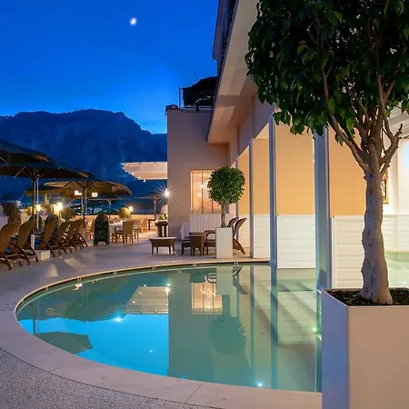 Tiberio Palace - The Leading Of The World