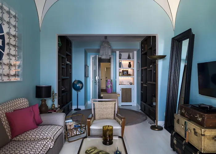 Tiberio Palace - The Leading Of The World