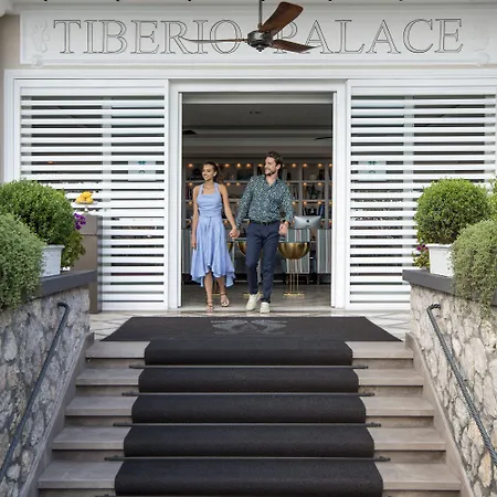 Tiberio Palace - The Leading Of The World 5* קאפרי
