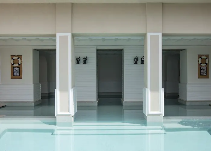 Tiberio Palace - The Leading Of The World Отель Капри